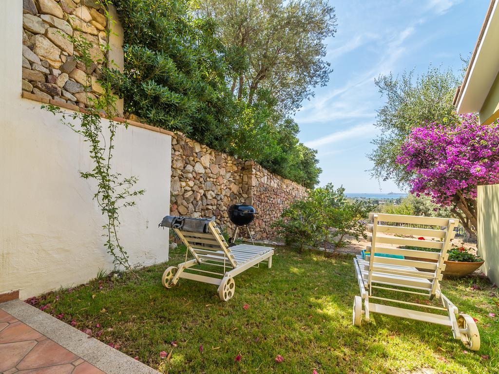 Ollastu Apartments Villasimius Bagian luar foto